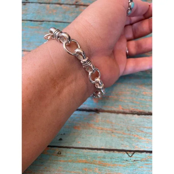 Navajo Handmade Link Sterling Silver Bracelet
